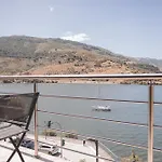 Vivenda A Beira Rio 펜션 폴고사