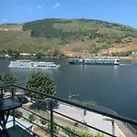 펜션 Vivenda A Beira Rio *