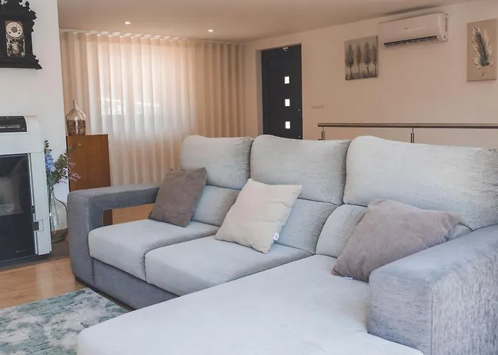 Vivenda A Beira Rio Folgosa (Viseu)