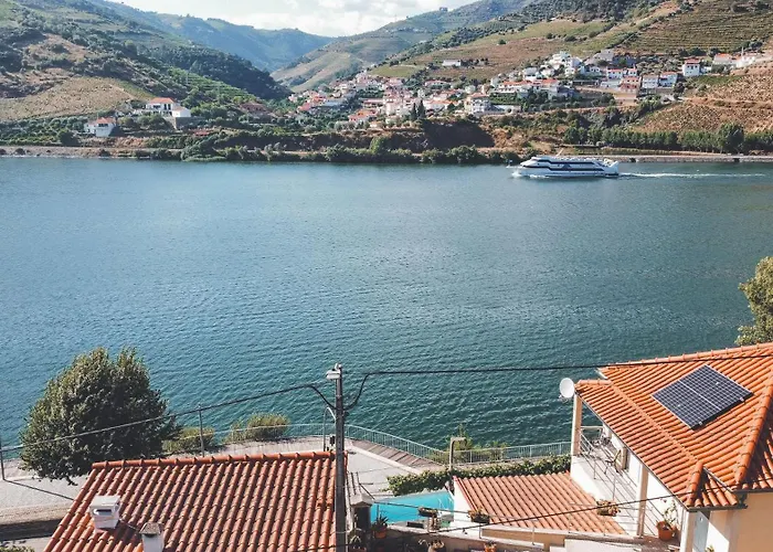 Vivenda à Beira Rio *